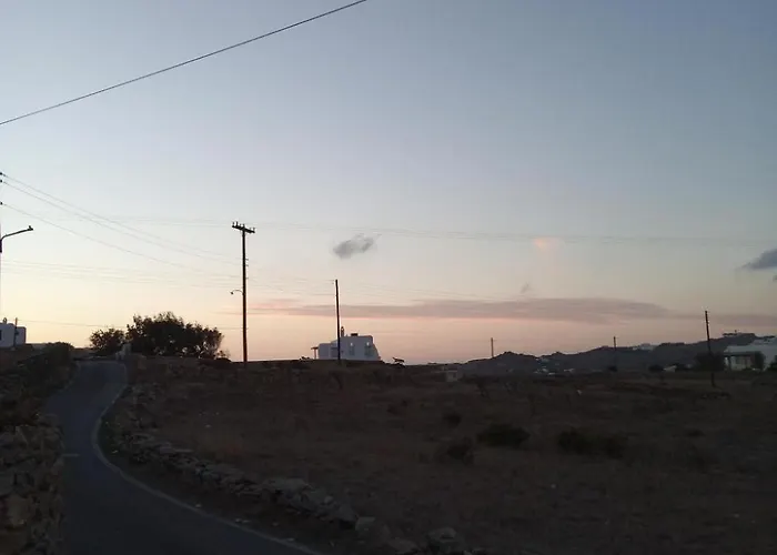 In House - Pyrgi Artemis Place Pensión *