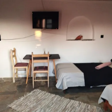 In House - Pyrgi Artemis Place Gæstehus *