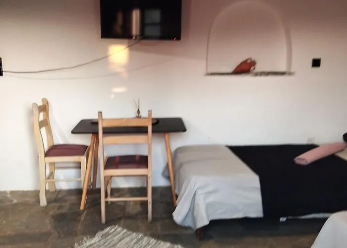 In House - Pyrgi Artemis Place Vendégház *